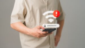 How to Share your WiFi Password on iPhone and Android 2025